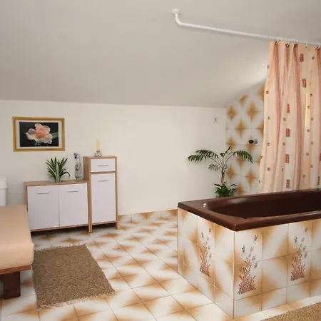 With A Parking Space - Diklo, - 293 Appartement *